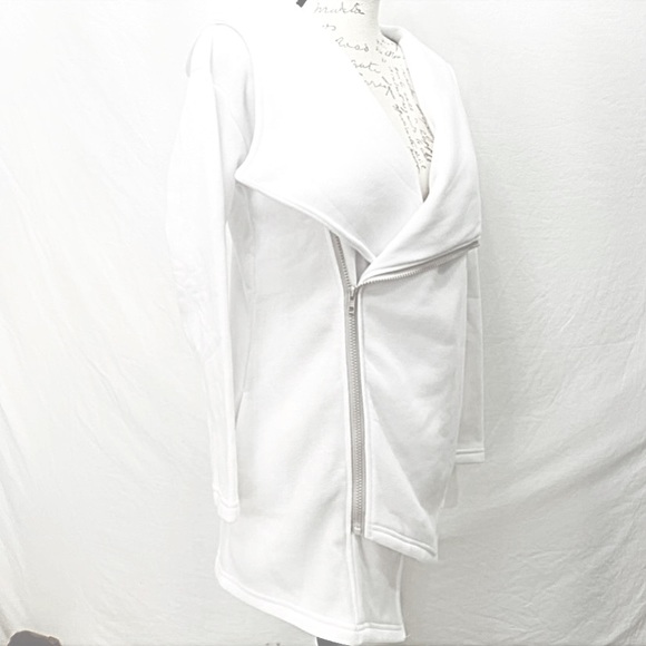 White Zip Up Asymmetrical Front Jacket with Attached Hood Side Pockets NWOT Med - Picture 6 of 16